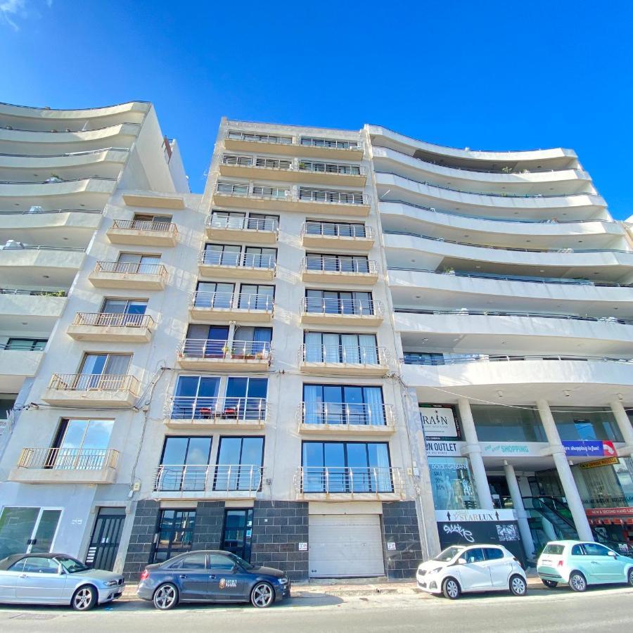 F1 2 St Julians, Private Room, Bathroom & Living Shared Saint Julian's Εξωτερικό φωτογραφία